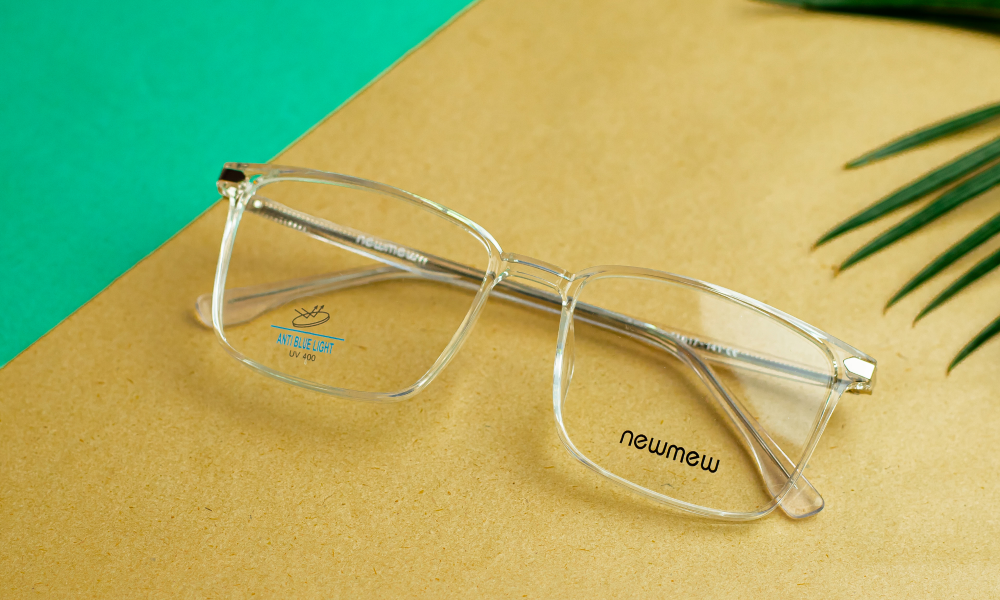 Chic transparent white square frames, adding a touch of modern sophistication to any look