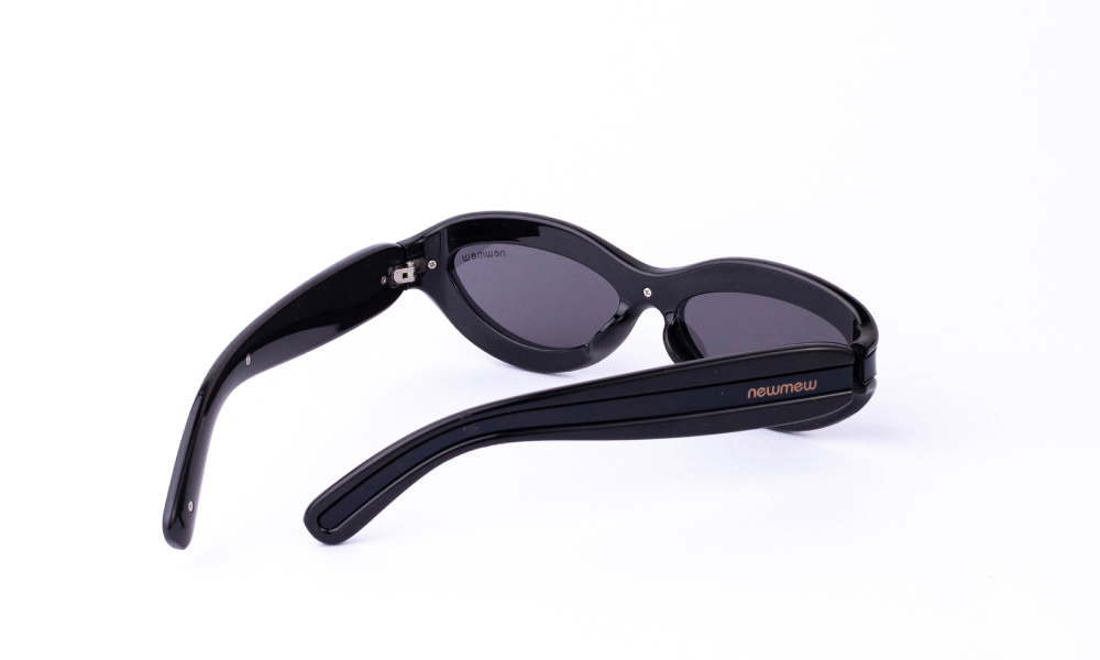 Shining Black Y2K Sunglasses