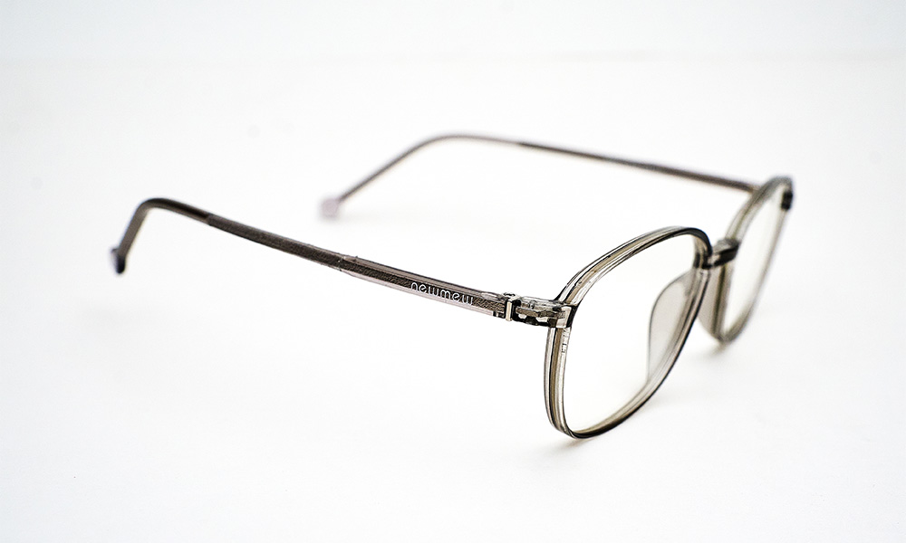 Square Transparent Grey Eyeglass