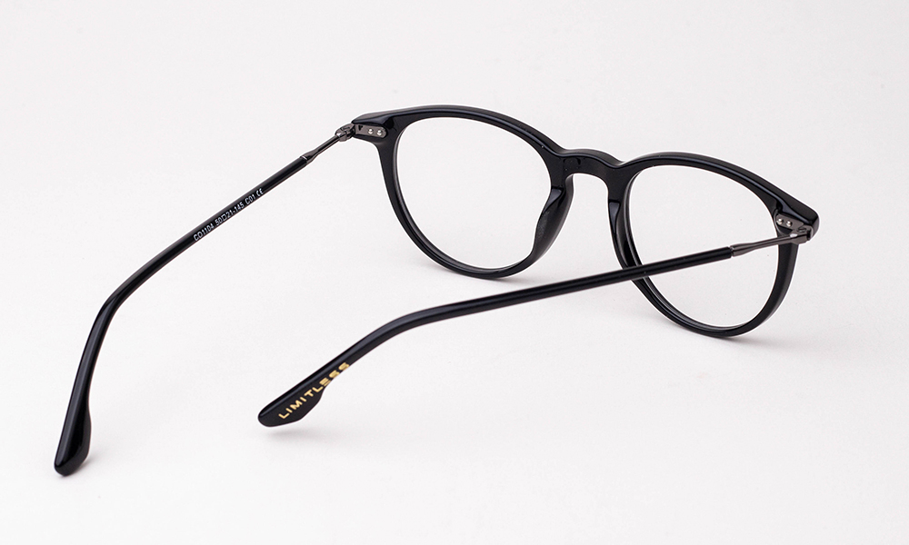 Premium Shining Black Round Eyeglass - Image 2