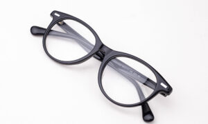 Shining Black Round Eyeglasses