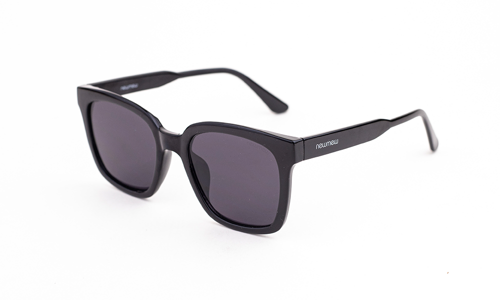 Shining Black Stylish Sunglasses