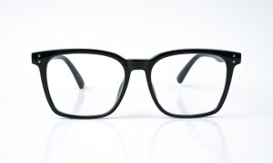 Shining Black Frame