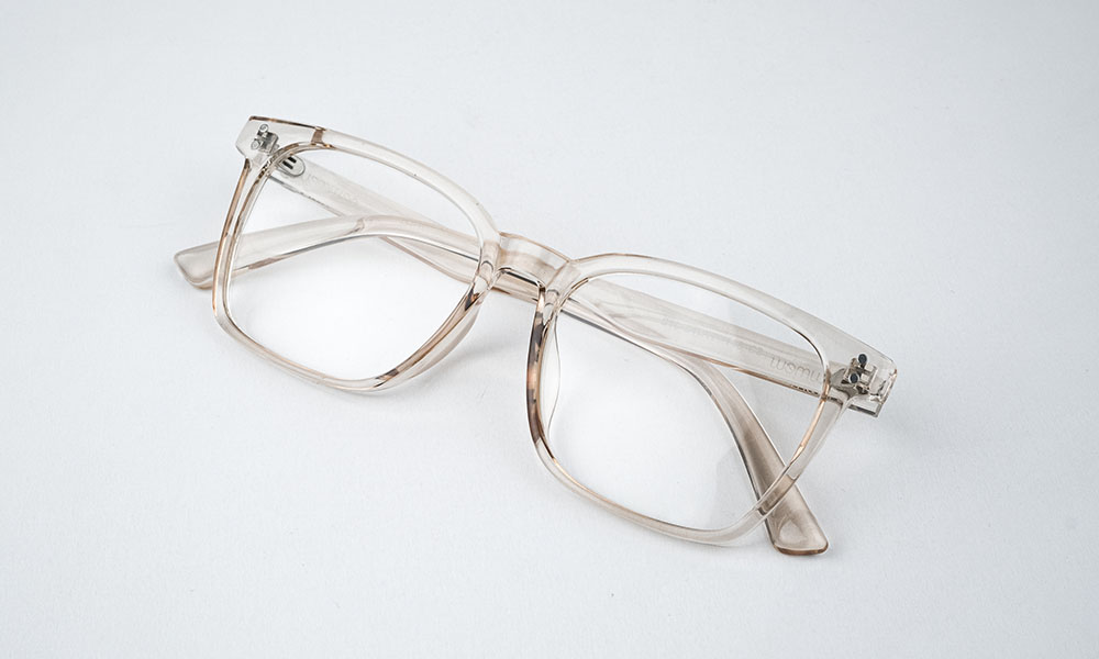 Shining Brown Eyeglass - Image 2