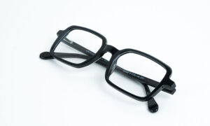 Shining Black Square Eyeglass
