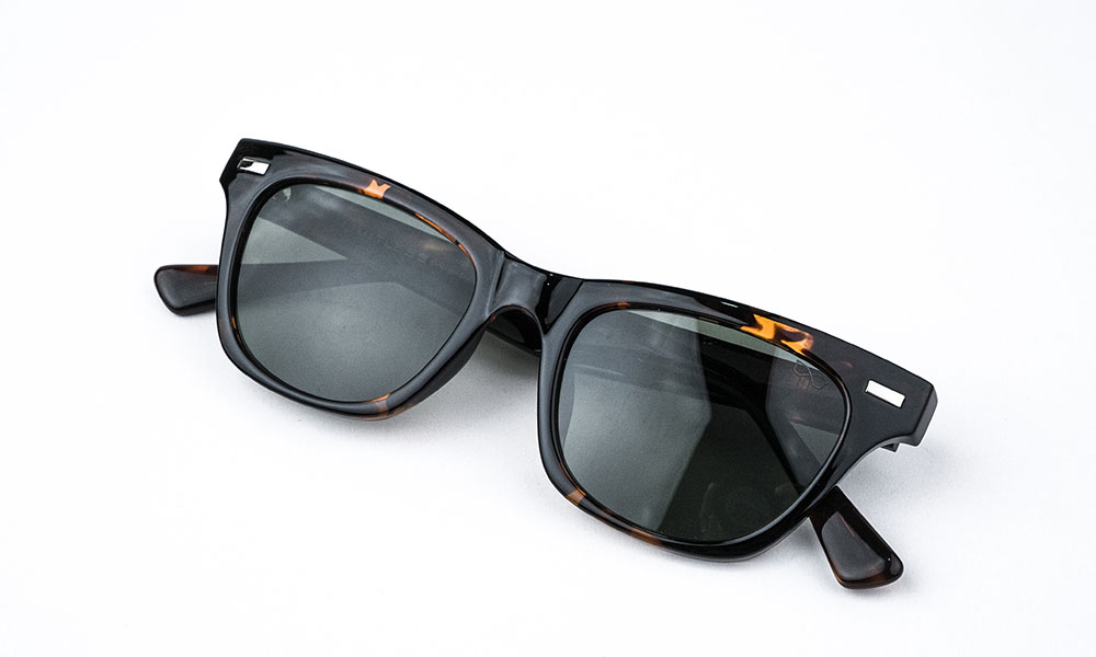 Shiny Printed Square Sunglass