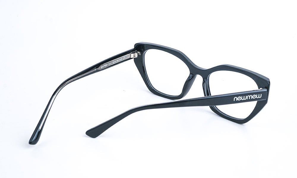 Cat Eye Shining Black Eyeglass