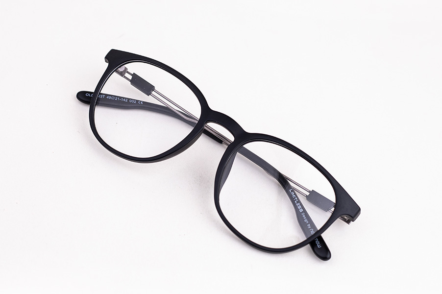 Matte Black Square Eyeglasses