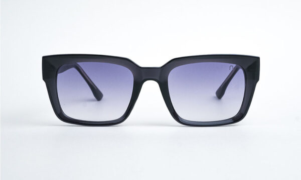 Grey Square Gradient square sunglasses for oval faces
