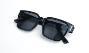 Shining Black Oversized Sunglasses