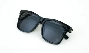 Shiny Black Square Sunglass