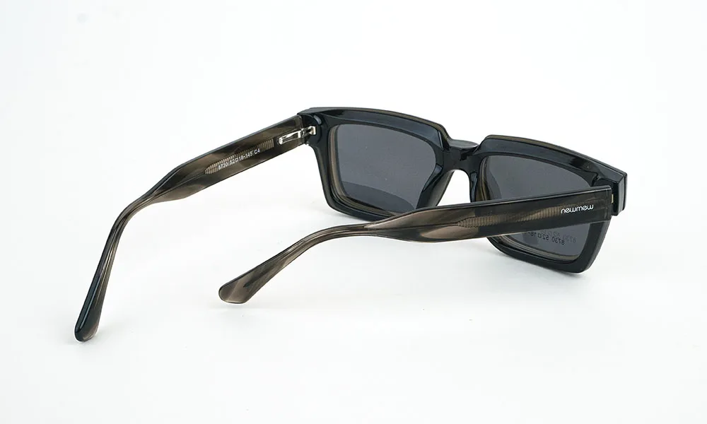 Leopard Black Magnetic Frame