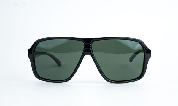 Black Polarized Aviator sunglasses for heart shaped faces