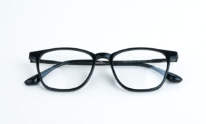 Shiny Black Titanium Eyeglass