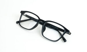 Limitless Shiny Black Eyeglass