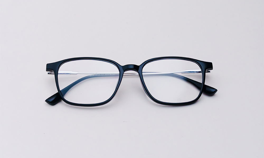 Limitless Glossy Black Eyeglass