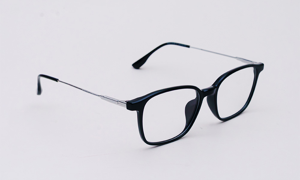 Limitless Glossy Black Eyeglass