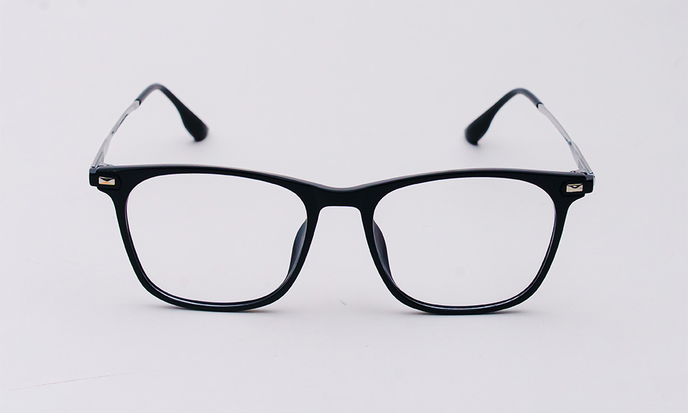 Limitless Titanium Square Eyeglass