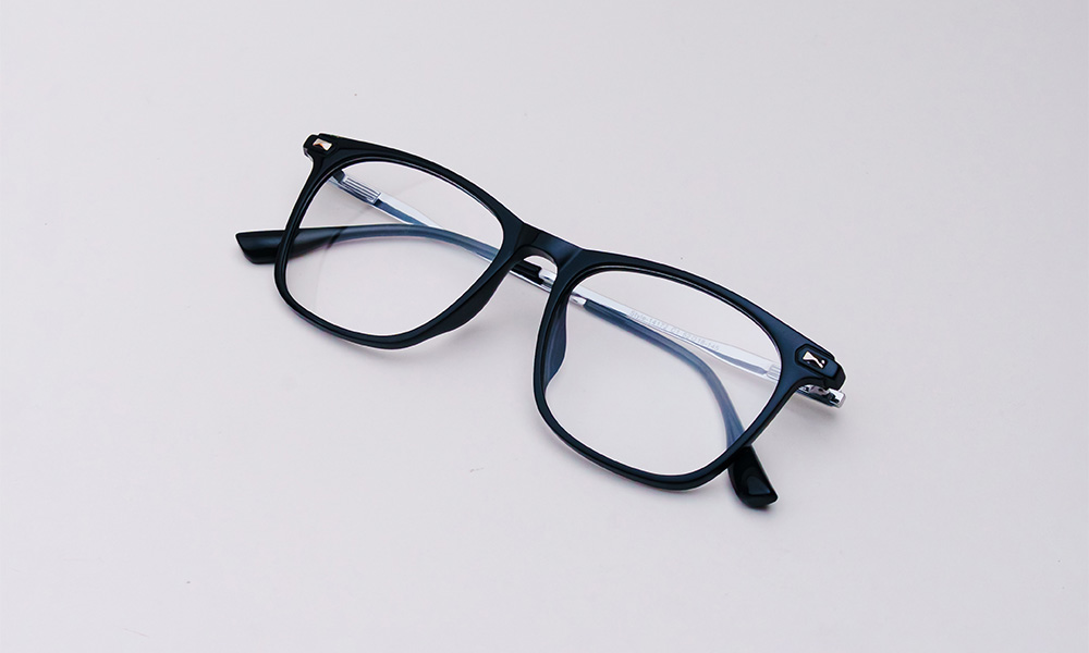 Limitless Titanium Square Eyeglass
