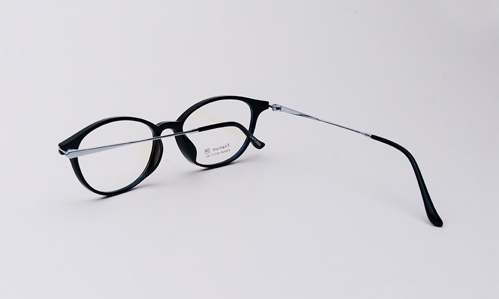 Limitless Silver Cat Eyeglass