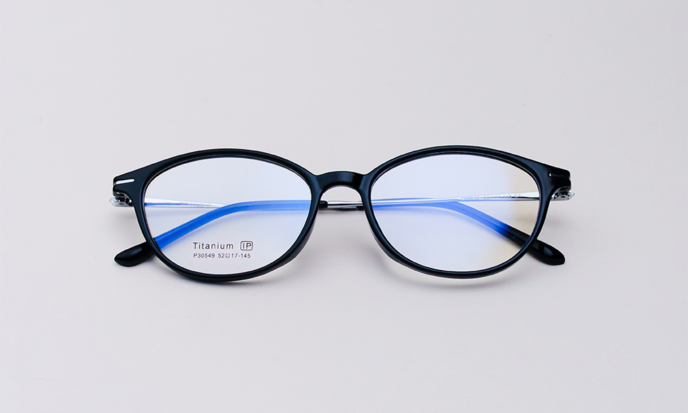 Limitless Silver Cat Eyeglass