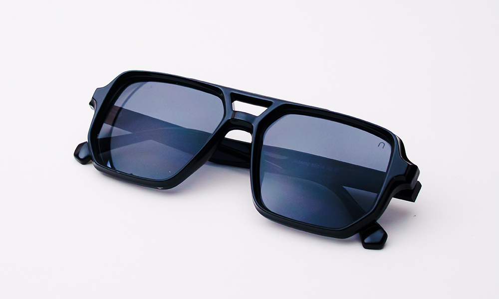 Square Bar Black Sunglass