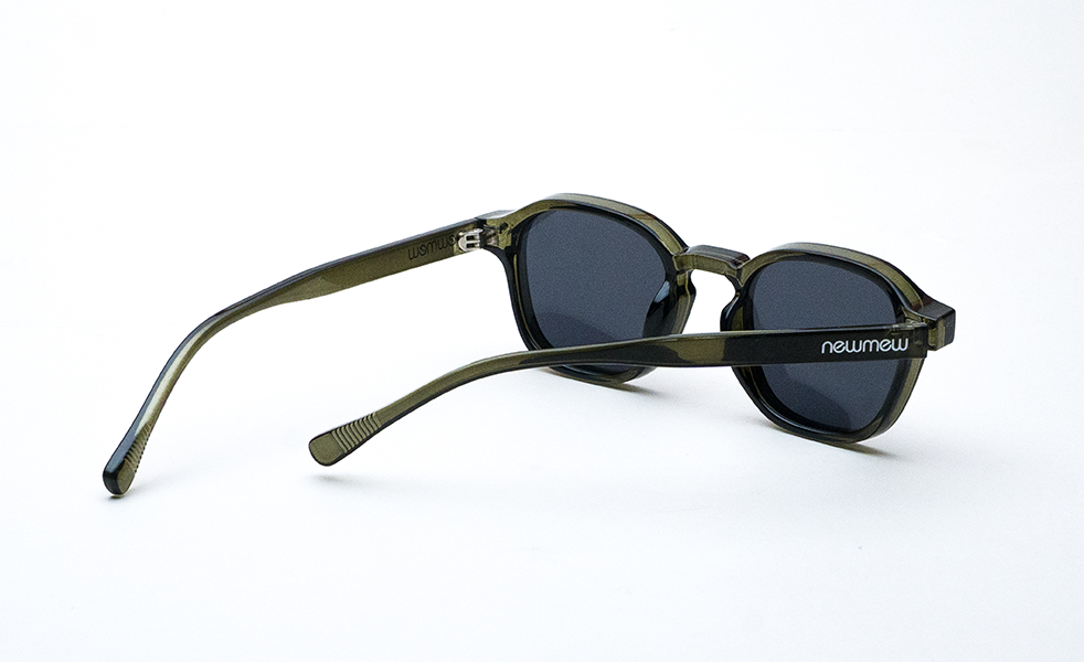 Zeus Black Square Sunglass